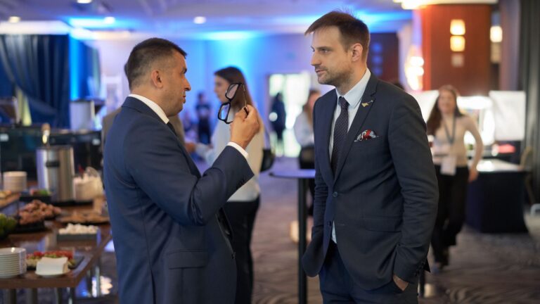 conversation of people at the conference