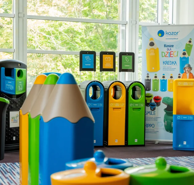 kazar-stoisko1-scaled